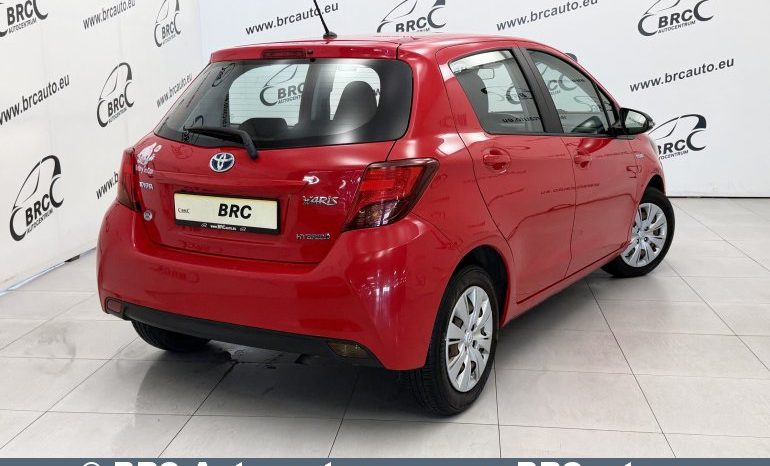 
								Toyota Yaris 1.5 Hybrid Automatas 2015 full									