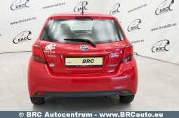 
										Toyota Yaris 1.5 Hybrid Automatas 2015 full									
