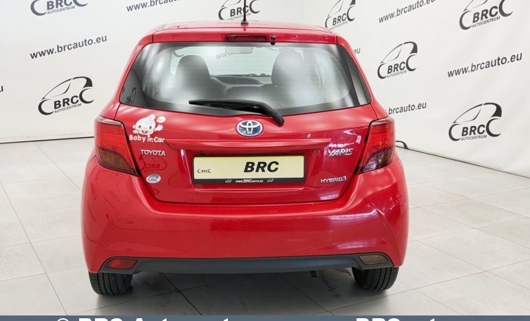
								Toyota Yaris 1.5 Hybrid Automatas 2015 full									