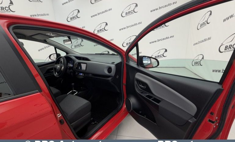 
								Toyota Yaris 1.5 Hybrid Automatas 2015 full									