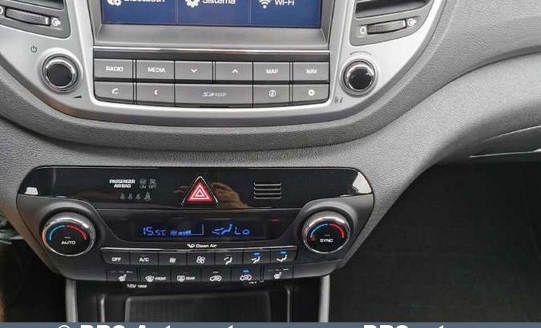 
								Hyundai Tucson 1.7 D 2016 full									