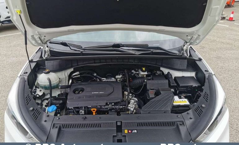 
								Hyundai Tucson 1.7 D 2016 full									