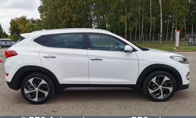 
								Hyundai Tucson 1.7 D 2016 full									