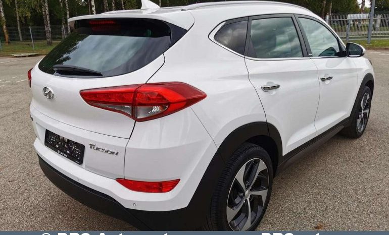 
								Hyundai Tucson 1.7 D 2016 full									