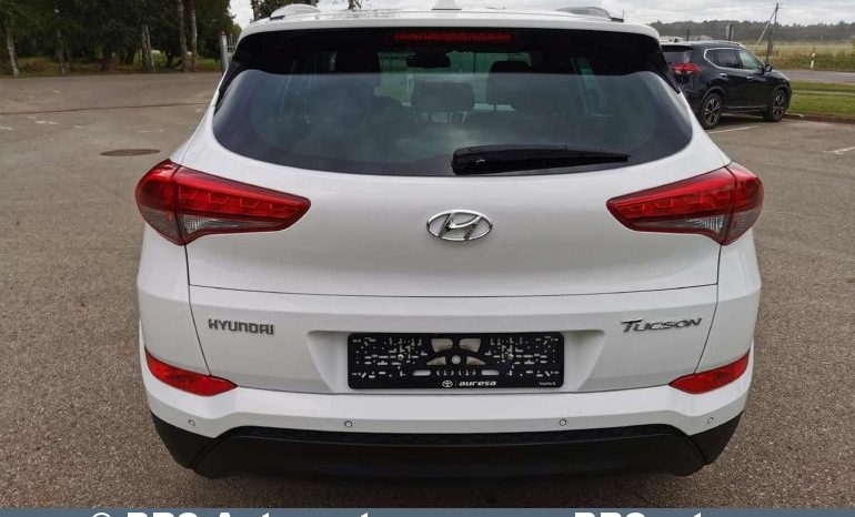 
								Hyundai Tucson 1.7 D 2016 full									