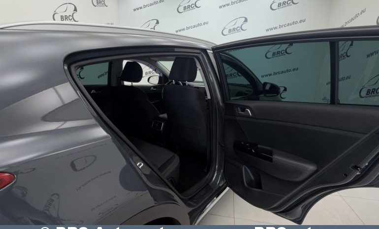 
								Kia Sportage 1.6 CRDi Automatas 2021 full									