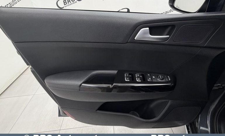 
								Kia Sportage 1.6 CRDi Automatas 2021 full									