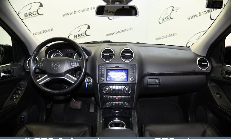 
								Mercedes-Benz GL 350 CDI 4Matic Blue Efficiency Automatas 2011 full									