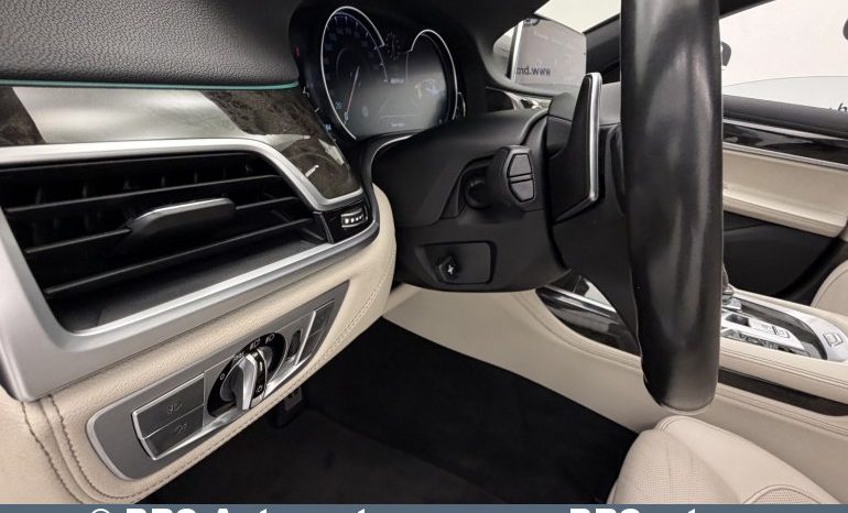 
								BMW 740 LE xDrive M-Sport Iperformance Plug-In Automatas 2018 full									