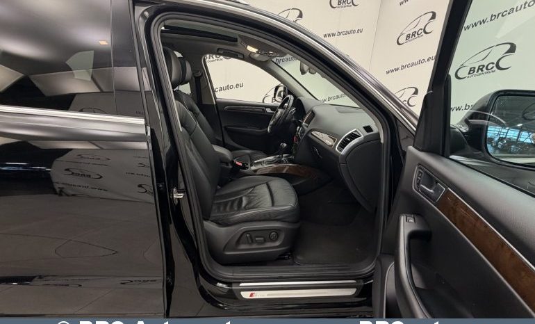 
								Audi Q5 3.2 FSI Quattro Automatas 2011 full									