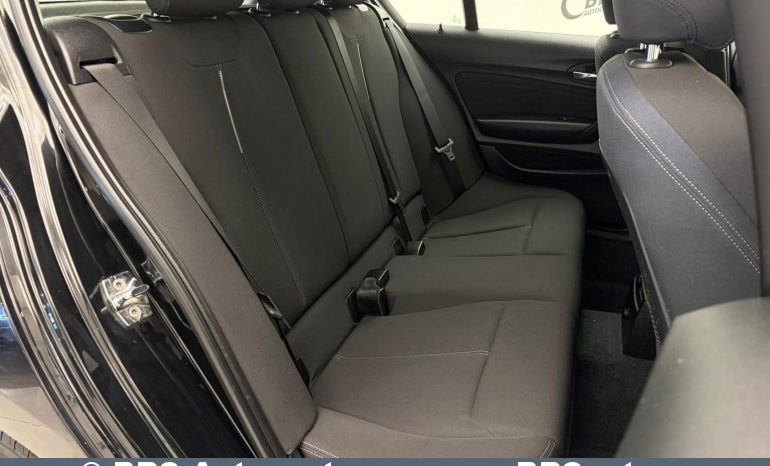 
								BMW 118 d Sport 2012 full									