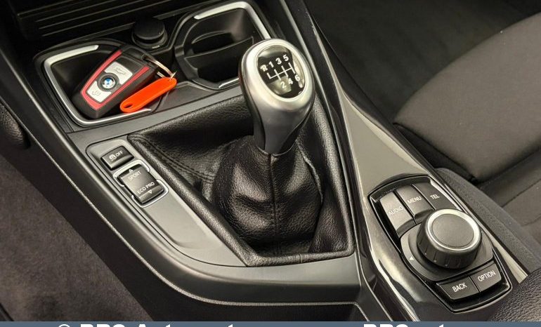 
								BMW 118 d Sport 2012 full									
