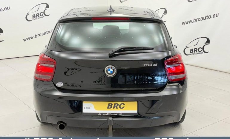 
								BMW 118 d Sport 2012 full									