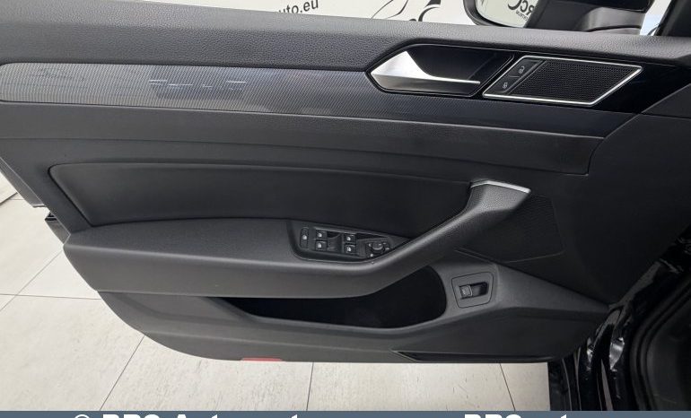 
								Volkswagen Arteon 2.0 TDI R-Line Automatas 2017 full									
