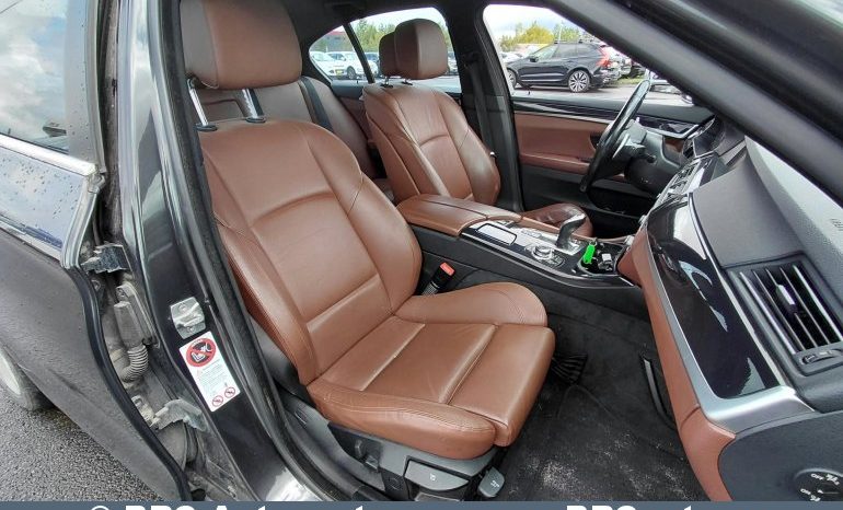 
								BMW 525 d Automatas 2011 full									