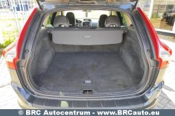 
										Volvo XC 60 2.4 D5 AWD  Automatas 2009 full									