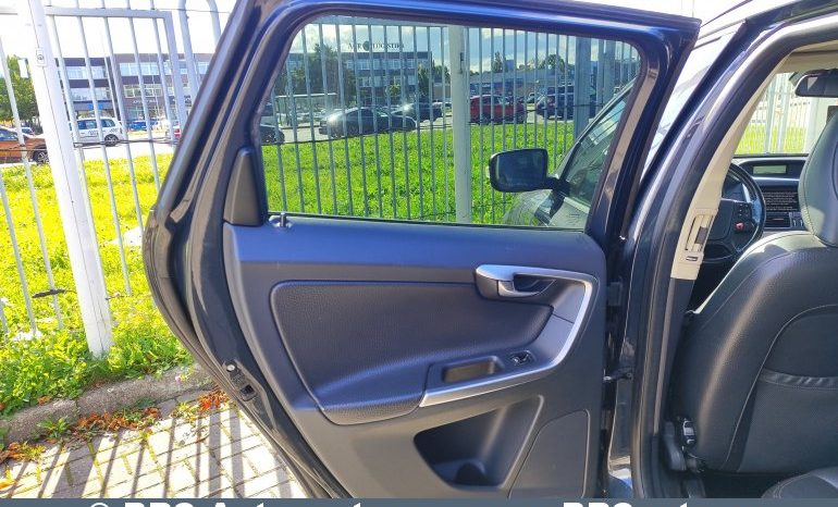 
								Volvo XC 60 2.4 D5 AWD  Automatas 2009 full									