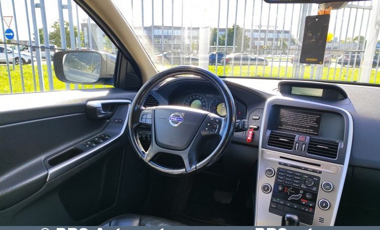 
								Volvo XC 60 2.4 D5 AWD  Automatas 2009 full									