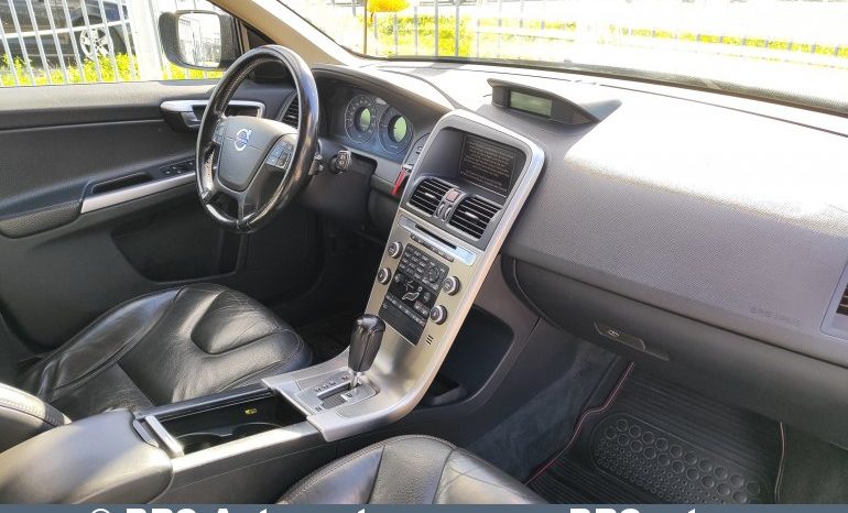 
								Volvo XC 60 2.4 D5 AWD  Automatas 2009 full									