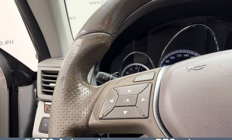 
								Mercedes-Benz E 350  2011 full									