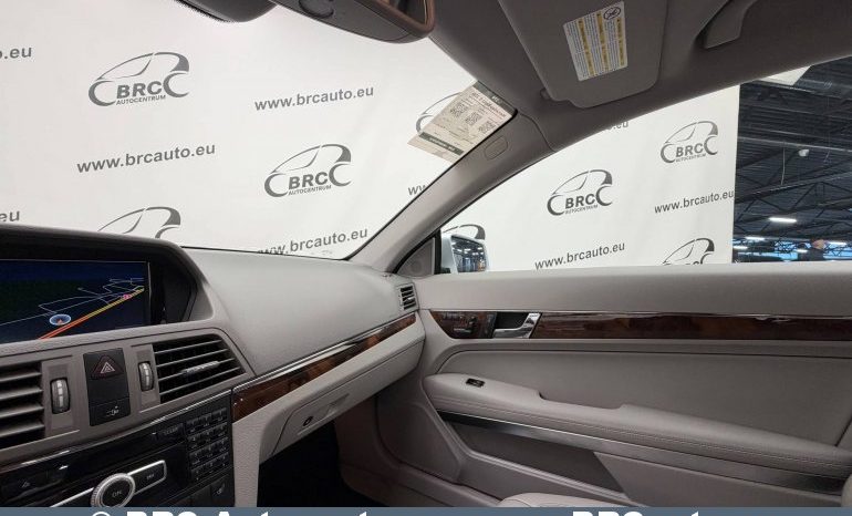 
								Mercedes-Benz E 350  2011 full									
