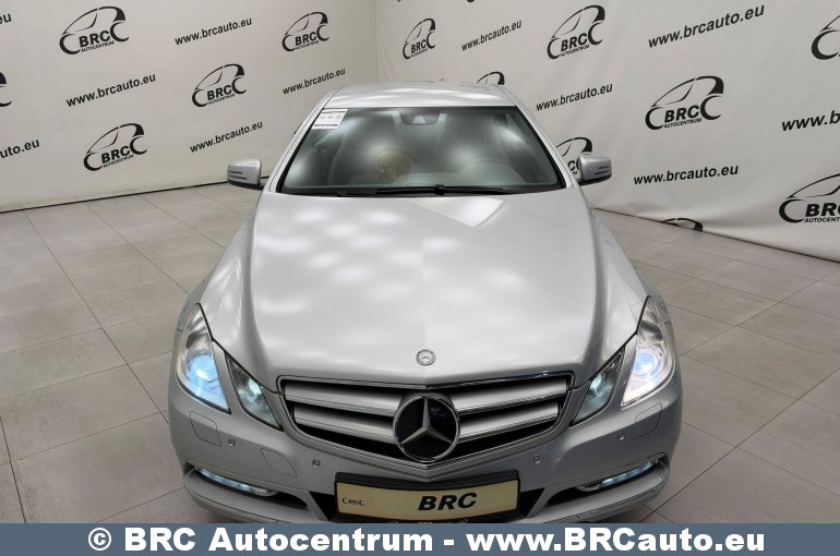 Mercedes-Benz E 350  2011