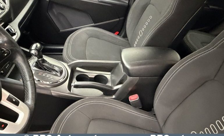 
								Kia Sportage 2.0 AWD Automatas 2012 full									