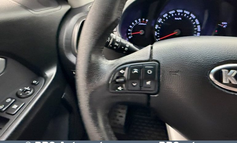 
								Kia Sportage 2.0 AWD Automatas 2012 full									