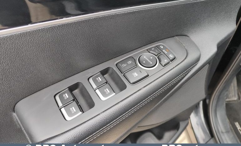 
								Kia Sorento 2.2 CRDi EcoDynamics AWD 2017 full									