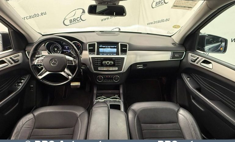 
								Mercedes-Benz ML 350  2013 full									