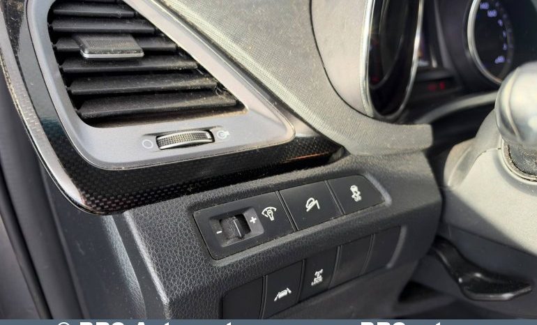 
								Hyundai Santa Fe 2.2 CRDi 4WD 2013 full									