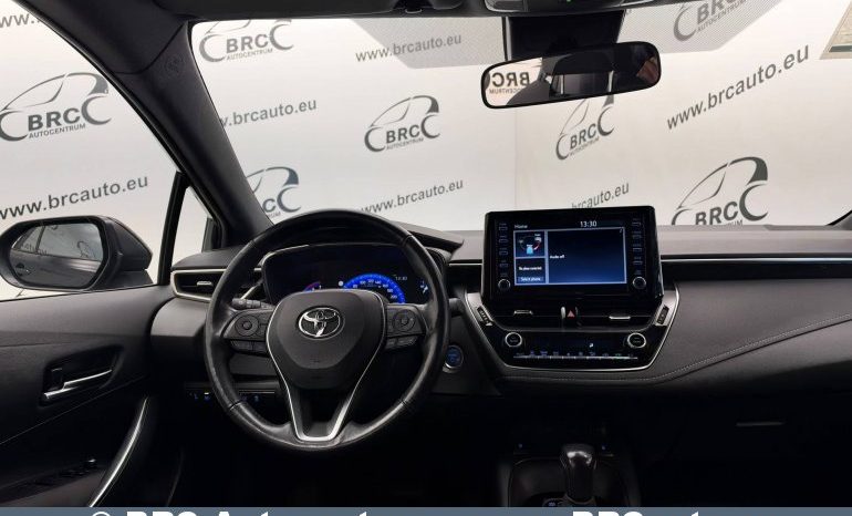 
								Toyota Corolla 1.8 Hybrid Automatas 2022 full									