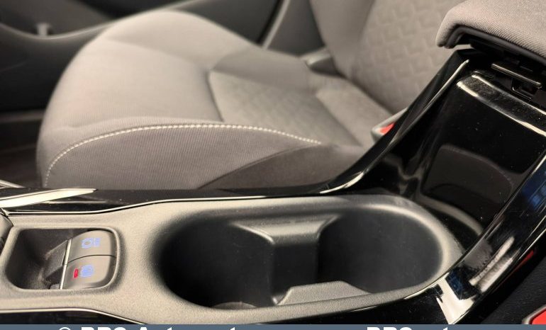 
								Toyota Corolla 1.8 Hybrid Automatas 2022 full									