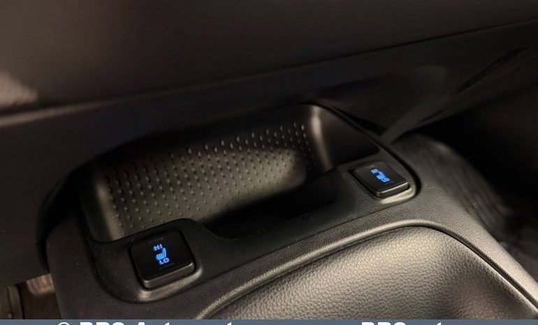 
								Toyota Corolla 1.8 Hybrid Automatas 2022 full									