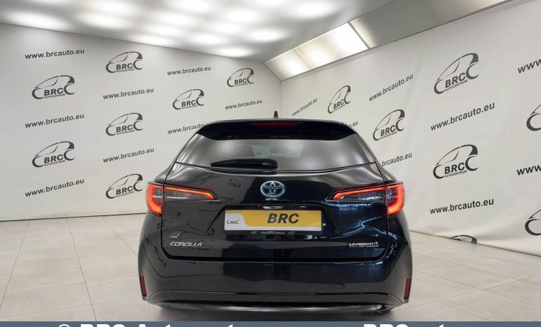 
								Toyota Corolla 1.8 Hybrid Automatas 2022 full									