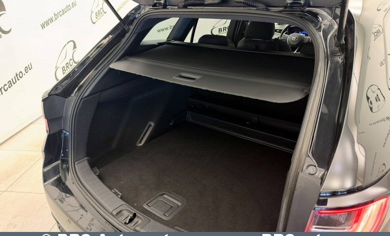 
								Toyota Corolla 1.8 Hybrid Automatas 2022 full									