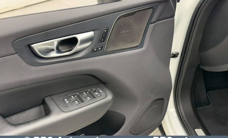 
								Volvo XC 60 T6 Plug-In Hybrid AWD Automatas 2024 full									