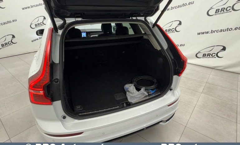 
								Volvo XC 60 T6 Plug-In Hybrid AWD Automatas 2024 full									
