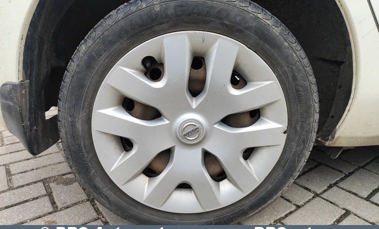
								Nissan Leaf 24 kwh 2015 full									