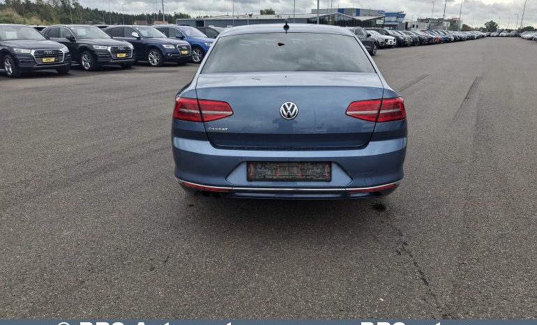 
								Volkswagen Passat 1.8 TSI BMT Automatas 2016 full									