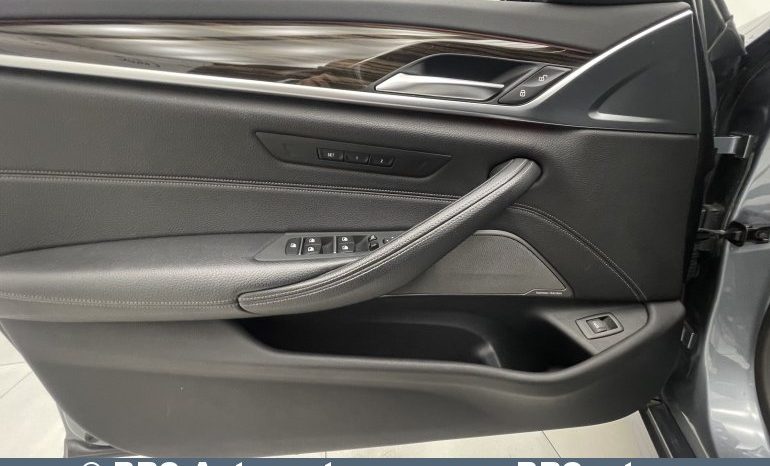 
								BMW 540 d xDrive Automatas 2017 full									