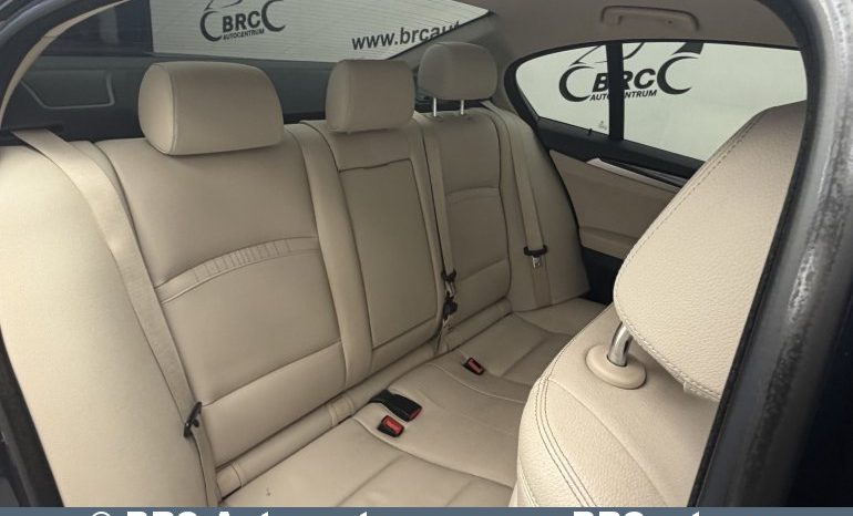 
								BMW 518 d Automatas 2016 full									