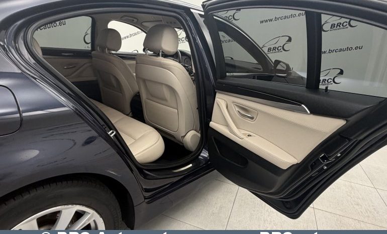 
								BMW 518 d Automatas 2016 full									