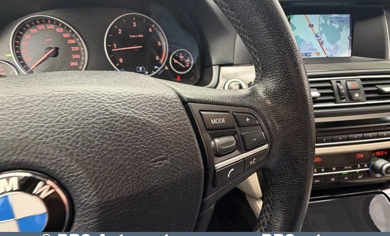 
								BMW 518 d Automatas 2016 full									