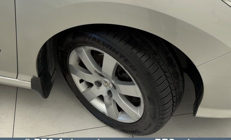 
								Peugeot 308 1.6 VTi Automatas 2008 full									