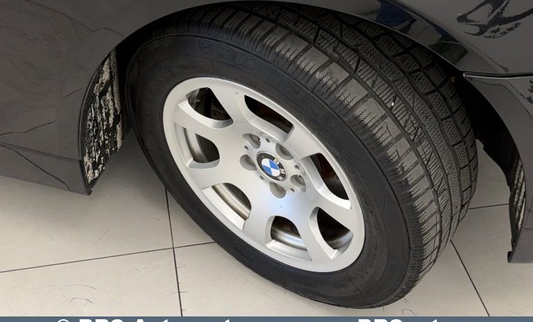 
								BMW 530 d Touring Automatas 2004 full									