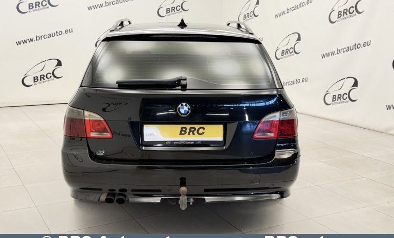 
								BMW 530 d Touring Automatas 2004 full									