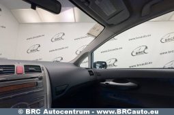 
										Toyota Auris 1.6 VVT-i Premium MM Automatas 2008 full									