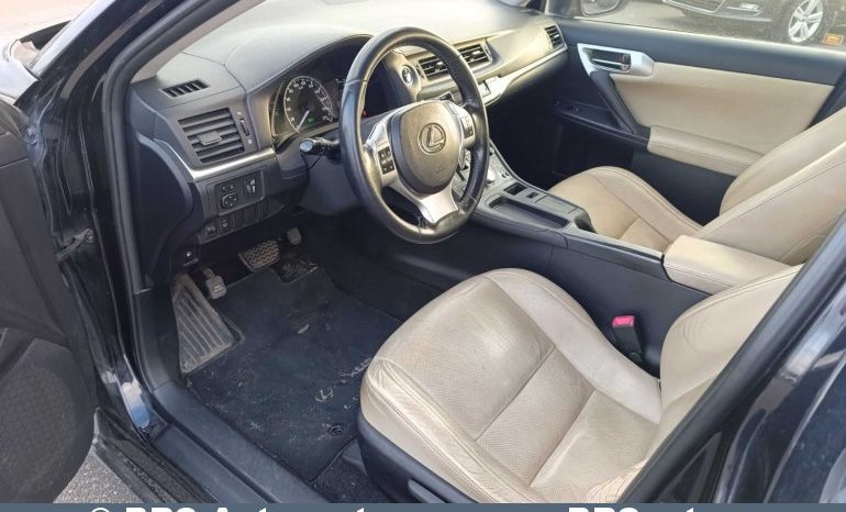 
								Lexus CT 200H 1.8 Hybrid Automatas 2012 full									