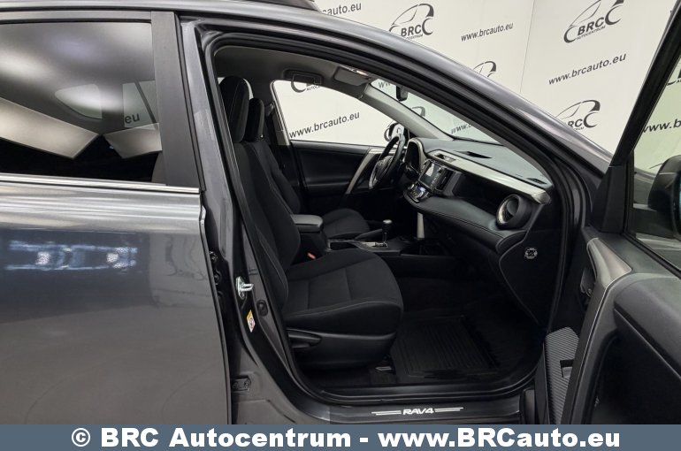 Toyota RAV 4 2.0 Valvematic Automatas 2013